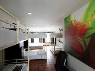 הוסטל Bodega Phuket Patong (Adults Only) מראה חיצוני תמונה
