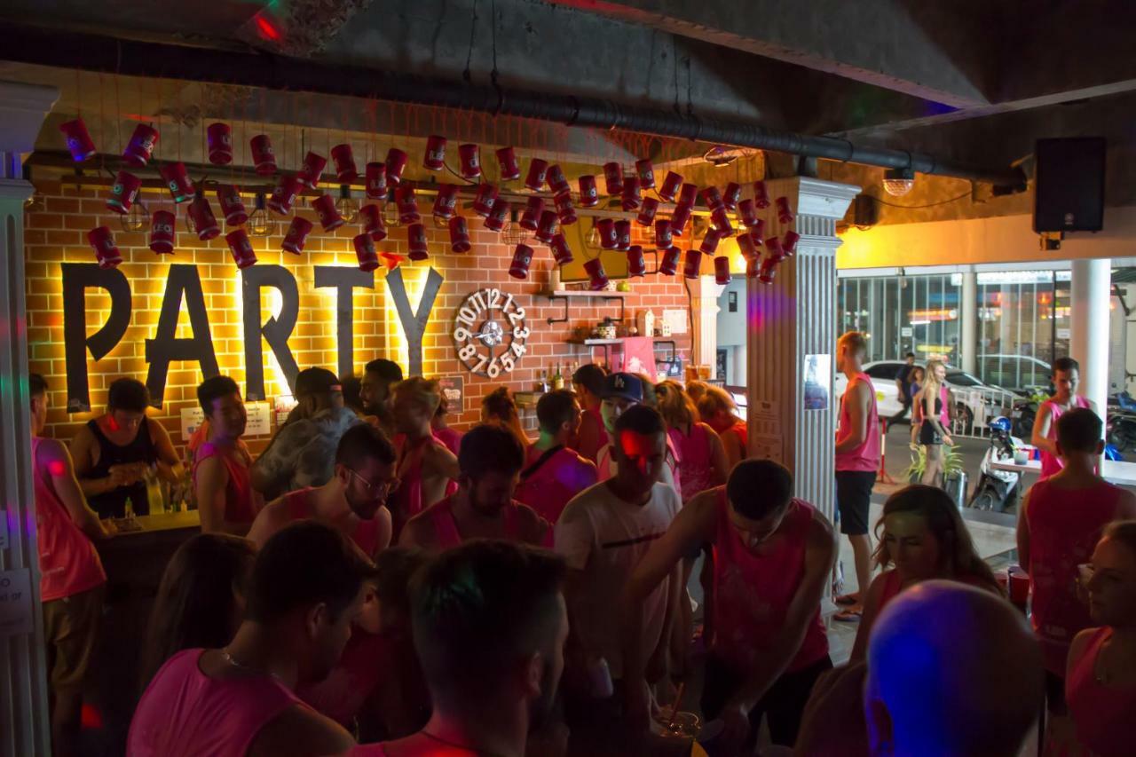 הוסטל Bodega Phuket Patong (Adults Only) מראה חיצוני תמונה